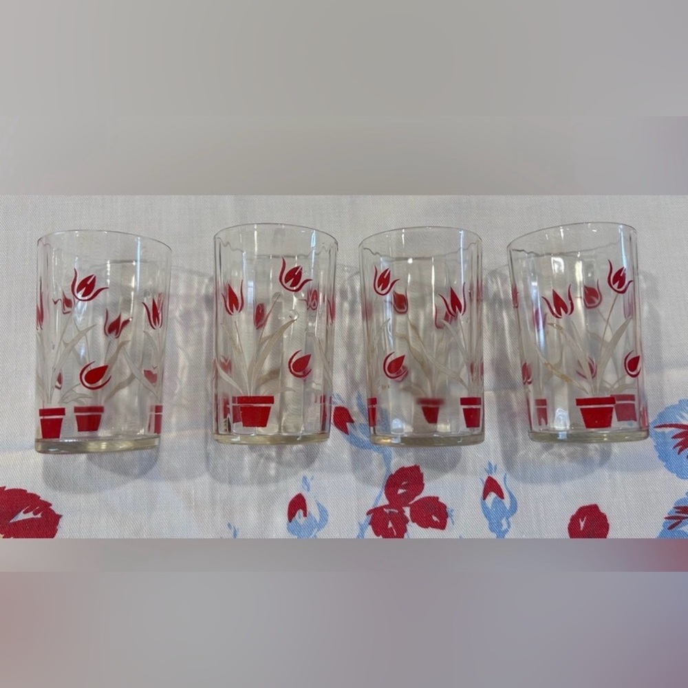 Vintage Kraft Swanky Swigs Red White Tulip Flowers Juice Glass Tumblers 4 Pc Set - Picture 6 of 8